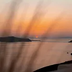 Caldera Senses * סנטוריני