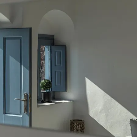 Caldera Senses Fira (Santorini)